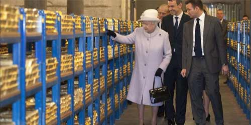 Елизавета II лично подсчитала британские золотые запасы.